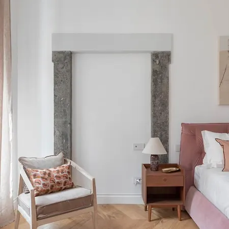 Iflat Elegance And Comfort In Monti 公寓